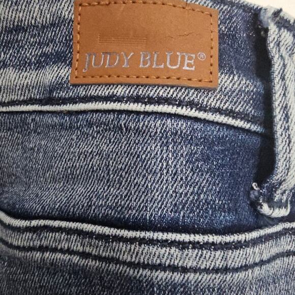 Judy Blue Women's Boyfriend Fit Denim Jeans 11/30 Distressed Blue Casual - Picture 5 of 7